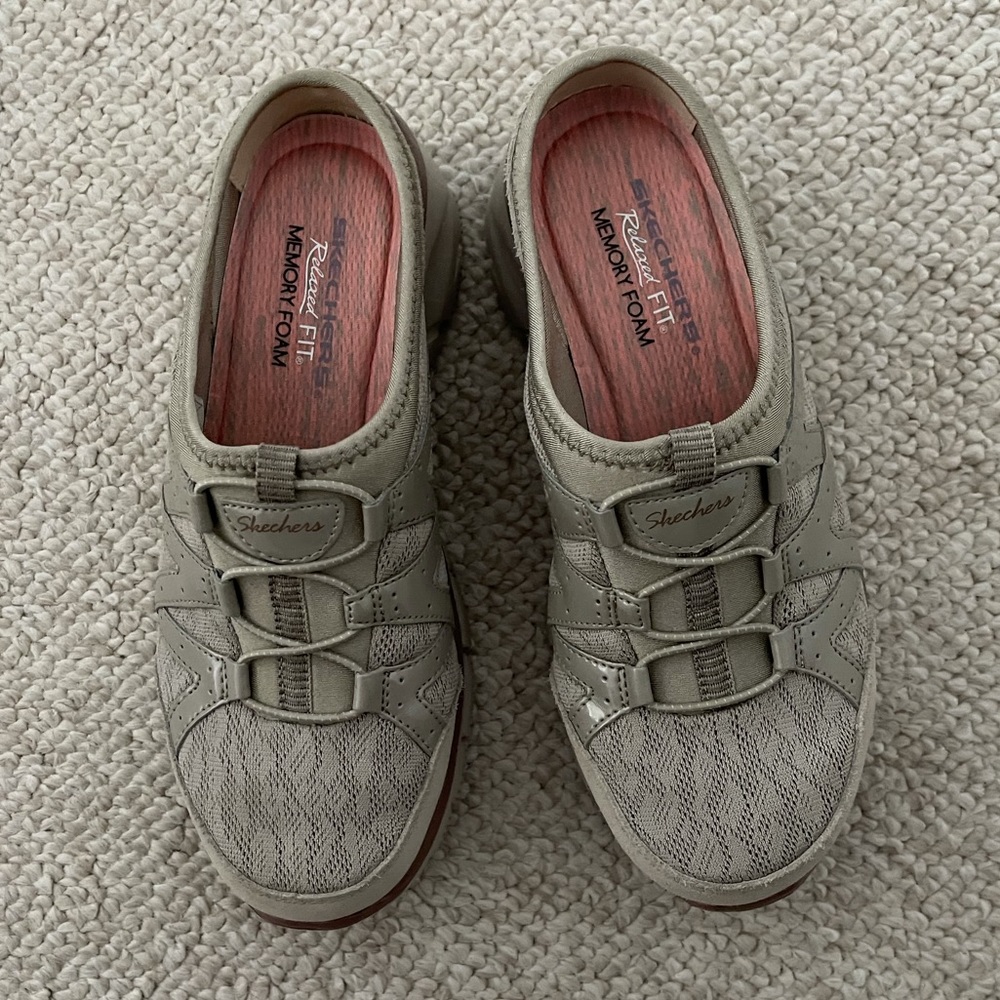 Skechers Women’s Shoe